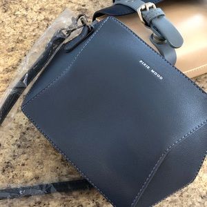 Pixie mood cross body